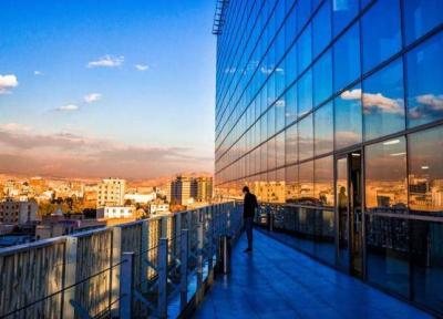 بازار و پردیس سینمایی چارسو کجاست؟