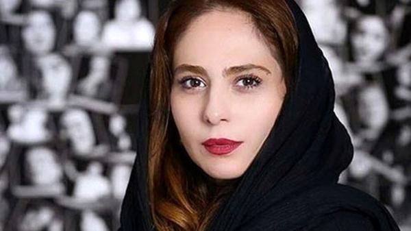 رعنا آزادی ور هم مثل مهدی پاکدل سفید کرد رعنا آزادی ور هم مثل مهدی پاکدل سفید کرد