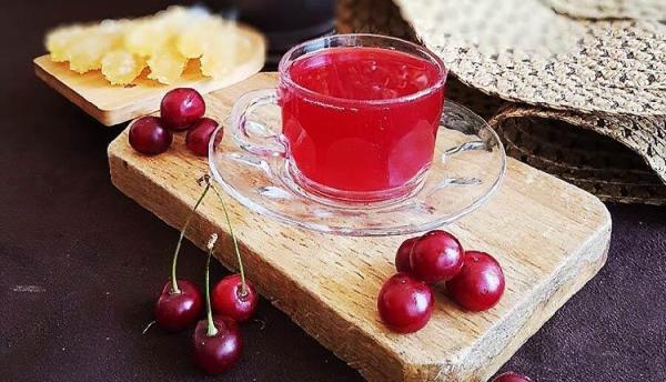 طرز تهیه دمنوش آلبالو، یک چای تابستانی با طبع خنک طرز تهیه دمنوش آلبالو، یک چای تابستانی با طبع خنک