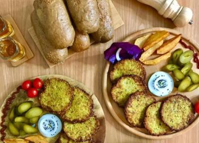 طرز تهیه کوکو سیب زمینی با سیب زمینی خام؛ راز وا نرفتن کوکو