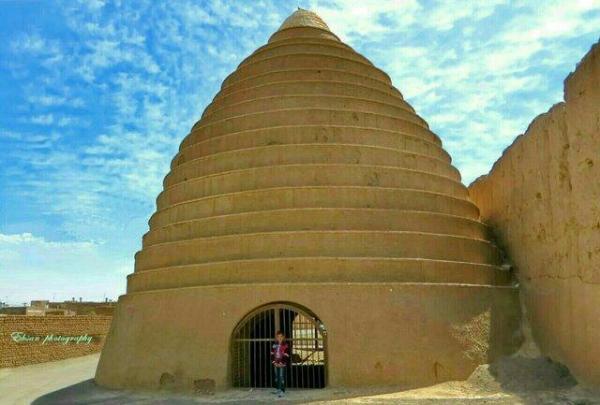 یخچال سنتی زواره و چگونگی استفاده از آن در گذشته یخچال سنتی زواره و چگونگی استفاده از آن در گذشته