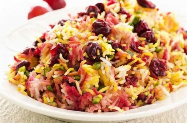 طرز تهیه آلبالو پلو با گوشت تکه ای طرز تهیه آلبالو پلو با گوشت تکه ای