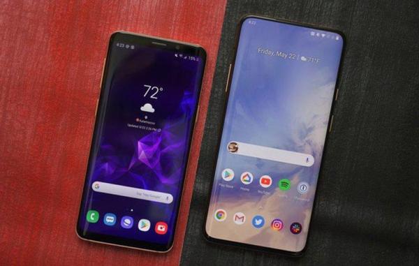مقایسه رابط کاربری One UI سامسونگ با OxygenOS وان پلاس مقایسه رابط کاربری One UI سامسونگ با OxygenOS وان پلاس