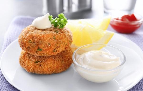 طرز تهیه 3 نوع کتلت ترد و دلچسب همراه فوت وفن خوشمزه تر شدن