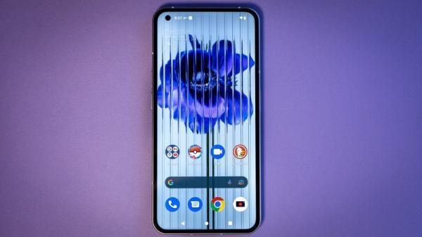 گوشی Nothing Phone 1 با قابلیت شارژ معکوس گوشی Nothing Phone 1 با قابلیت شارژ معکوس