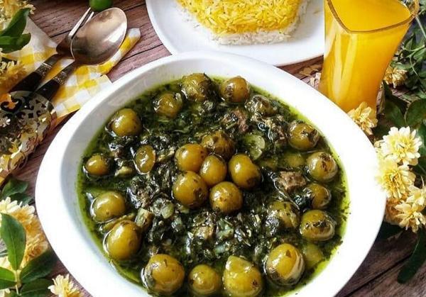 طرز تهیه خورش گوجه سبز طرز تهیه خورش گوجه سبز
